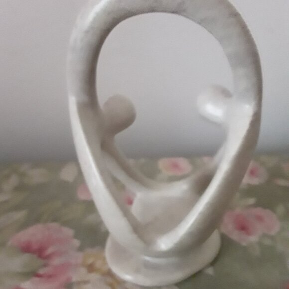 Hand Carved Soapstone Dancing Lovers Figurine - Made in Kenya - Picture 3 of 6